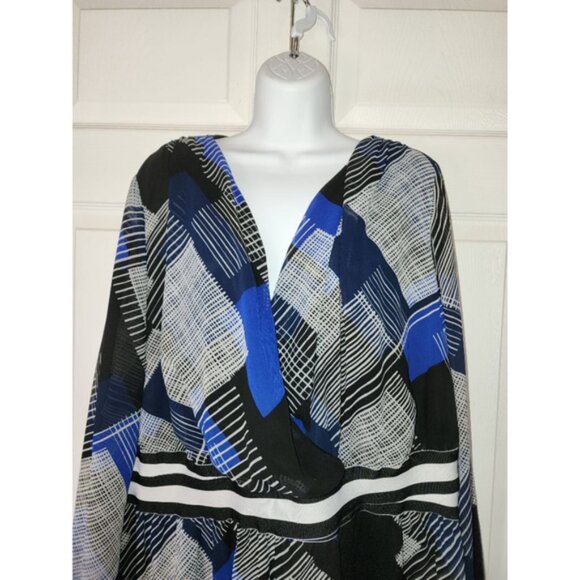 Lane Bryant Geometric Print Blouse - Picture 2 of 3